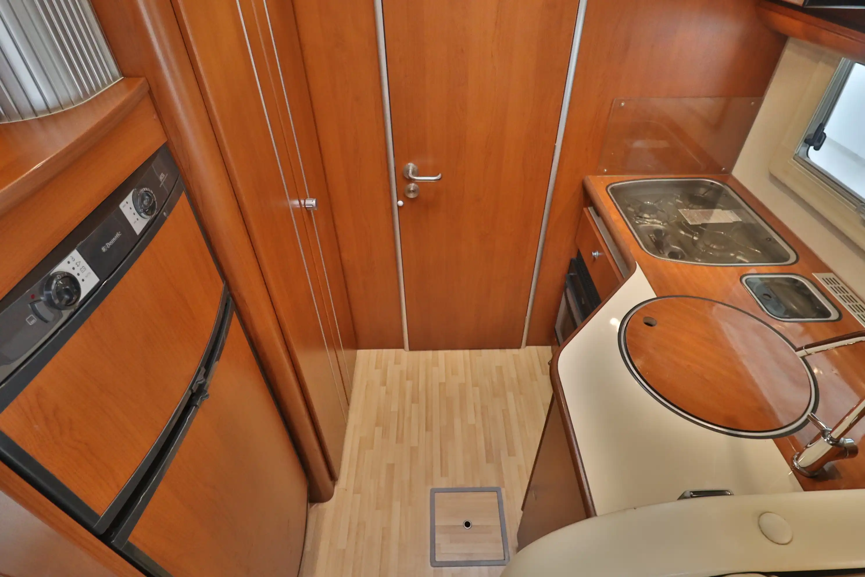 DETHLEFFS A 9800 XXL Globetrotter